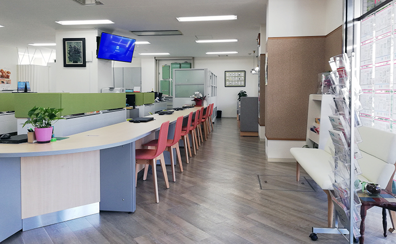 株式会社桃太郎不動産のスタッフや雰囲気